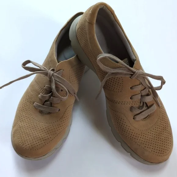 Dansko, Alissa, tan/ khaki walking Sz (40)